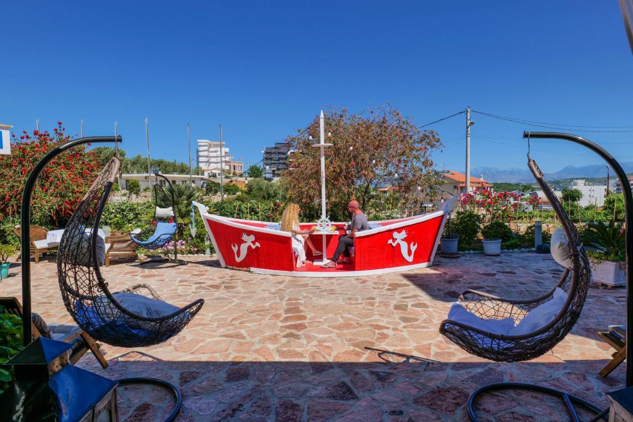 Hotel Two Mermaids Ксаміл Екстер'єр фото