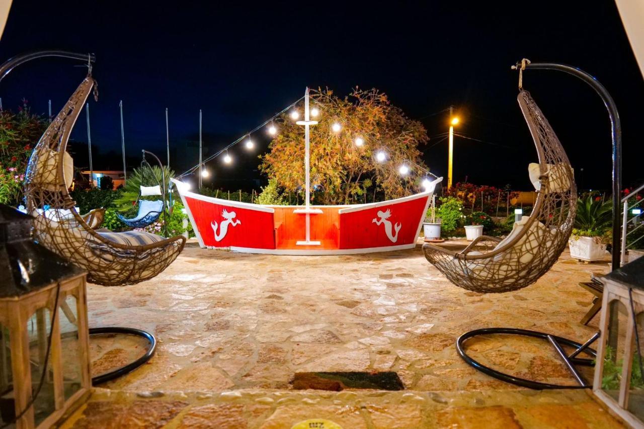 Hotel Two Mermaids Ксаміл Екстер'єр фото
