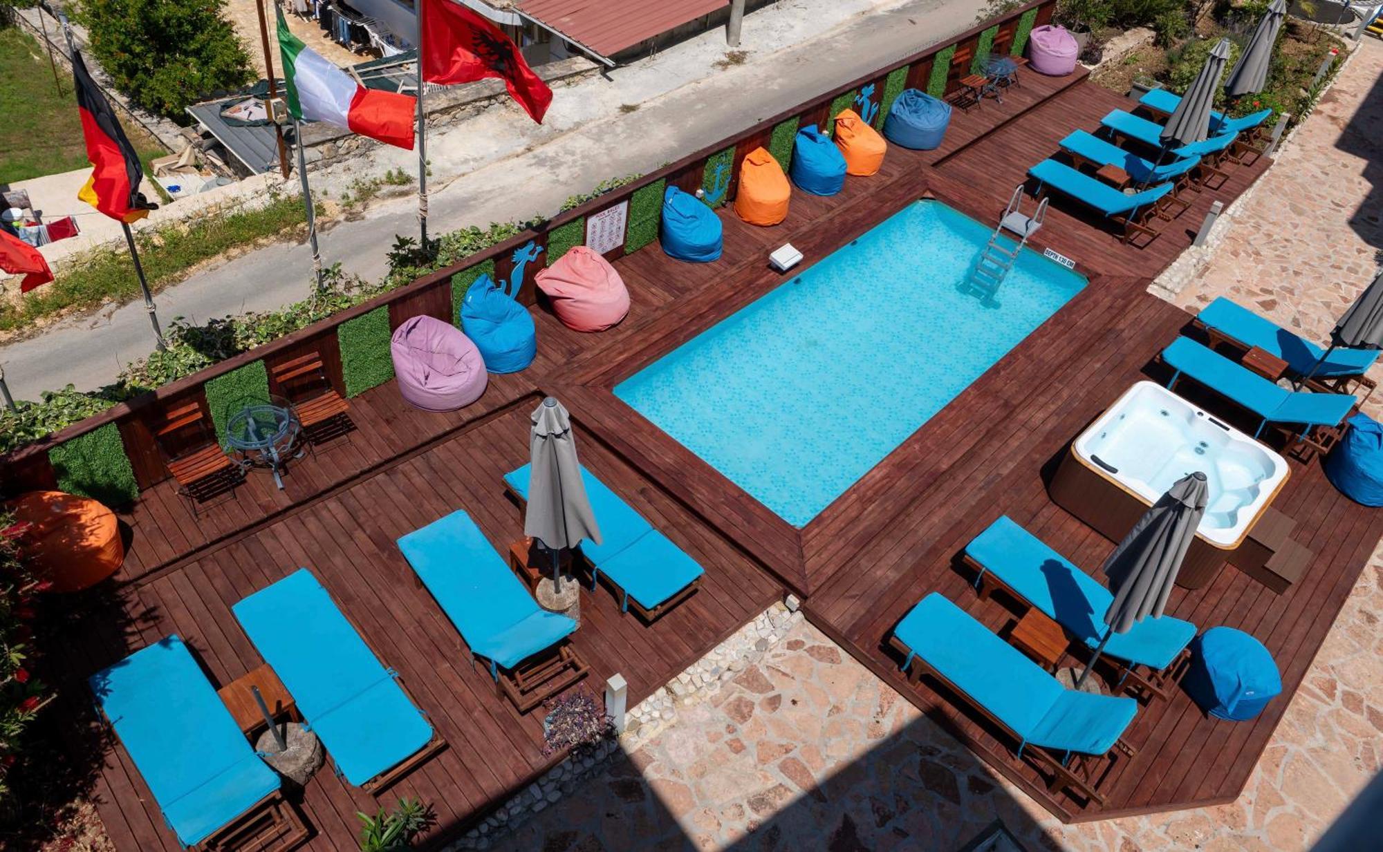 Hotel Two Mermaids Ксаміл Екстер'єр фото